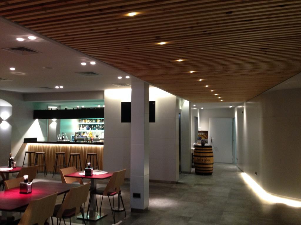 Hotel Restaurant Sol I VI Lavern エクステリア 写真
